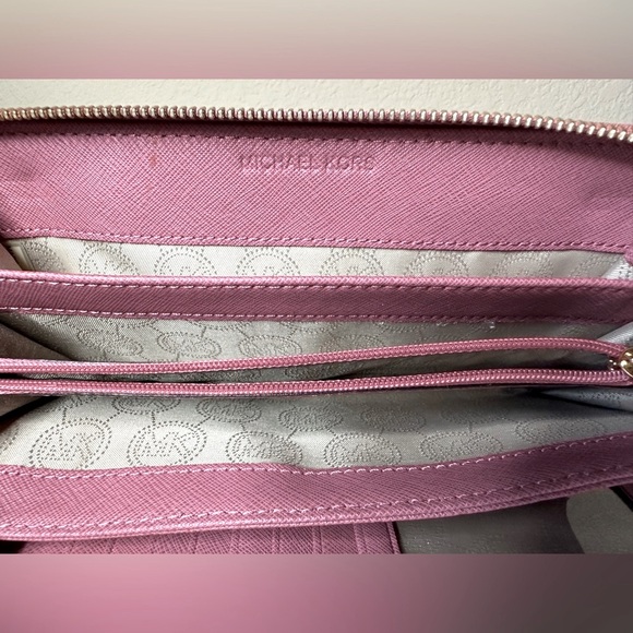 Michael Kors dark pink zip around wallet - Picture 12 of 14
